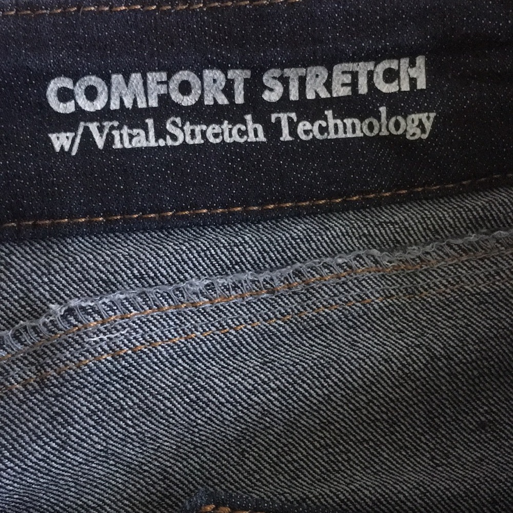 Sound/Style Capris - Picture 5 of 7